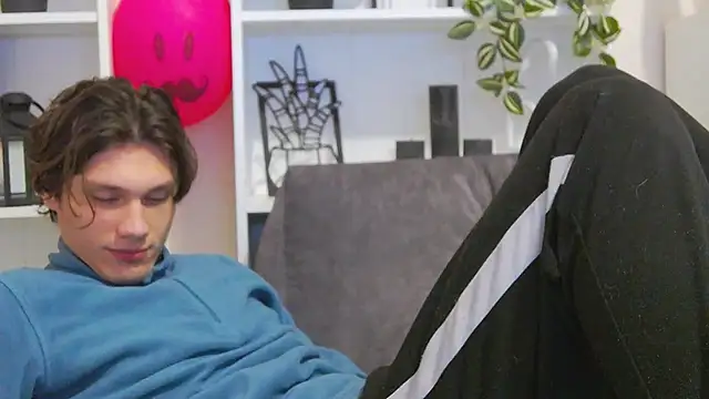 CalvinCay online show from 02-25-25, 02:47