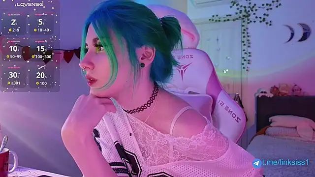 twicewetgirl online show from 05-10-26, 03:50
