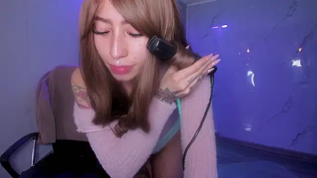 LilithCooperr  online show from 04-08-26, 03:39