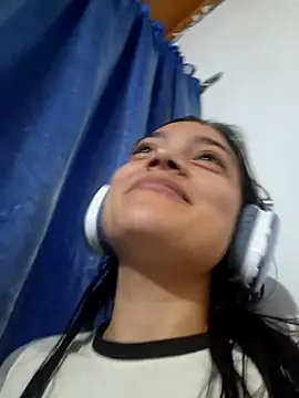 littlemelii online show from 01-15-25, 12:09