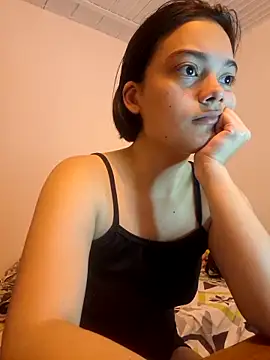 littlemelii online show from 12-15-25, 08:13