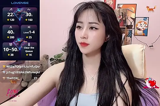  LLisa  online show from 03-05-25, 04:13