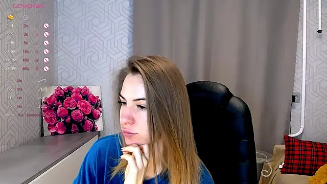 Snapshot of Naughty__Megan chatting on 01-28-25, 06:49 Naughty Megan online show from 01-28-25, 06:49
