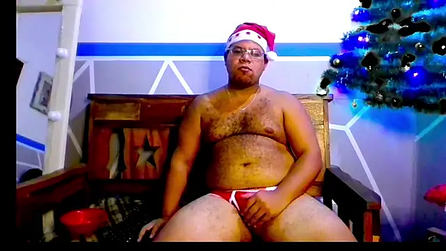 Snapshot of Evert_hairyboy chatting on 12-18-25, 03:51 Evert hairyboy online show from 12-18-25, 03:51