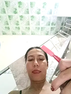 Snapshot of 2HotAsain4u chatting on 02-02-25, 05:48 2HotAsain4u online show from 02-02-25, 05:48