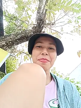 Snapshot of 2HotAsain4u chatting on 03-09-25, 03:11 2HotAsain4u online show from 03-09-25, 03:11