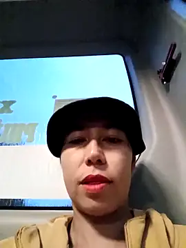 Snapshot of 2HotAsain4u chatting on 10-29-25, 10:44 2HotAsain4u online show from 10-29-25, 10:44