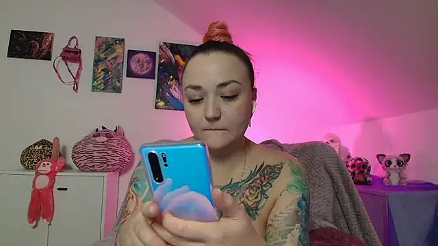 PinkHurricaneOfficial online show from 11-16-25, 08:14