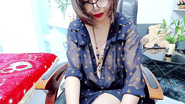 Miu-Le online show from 05-23-26, 04:50