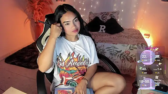 Snapshot of Riana_Kean chatting on 02-03-26, 12:20 Riana Kean online show from 02-03-26, 12:20