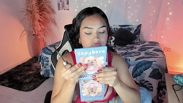 Snapshot of Riana_Kean chatting on 02-28-26, 06:42 Riana Kean online show from 02-28-26, 06:42