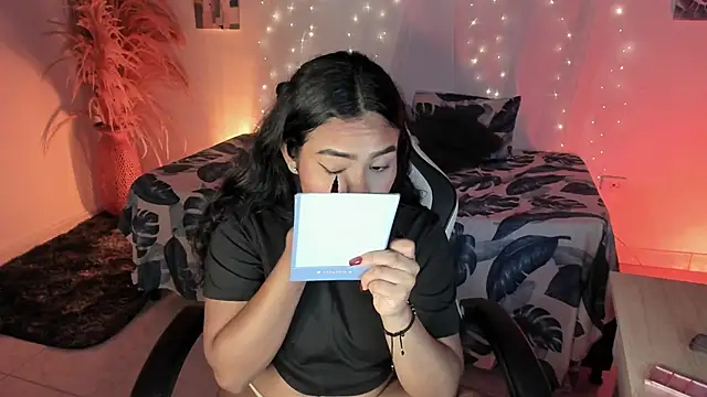 Riana Kean online show from 03-05-26, 03:24