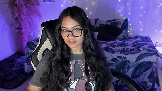 Riana Kean online show from 03-10-26, 03:11