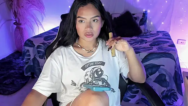 Riana Kean online show from 03-22-26, 01:31