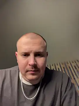 MrMrsRight online show from 10-25-25, 10:12