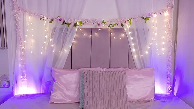 Julie Bennet online show from 03-01-26, 02:57