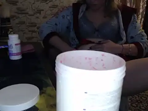  Kitti  online show from 12-17-24, 06:09