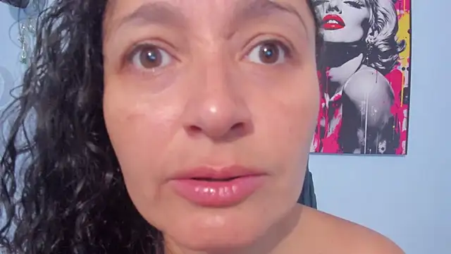  luna  sweet  online show from 09-28-25, 07:25