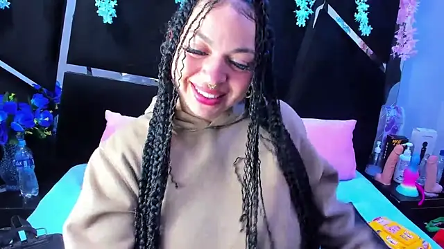 Snapshot of Cocoo_Nuth chatting on 10-23-25, 03:17 Cocoo Nuth online show from 10-23-25, 03:17