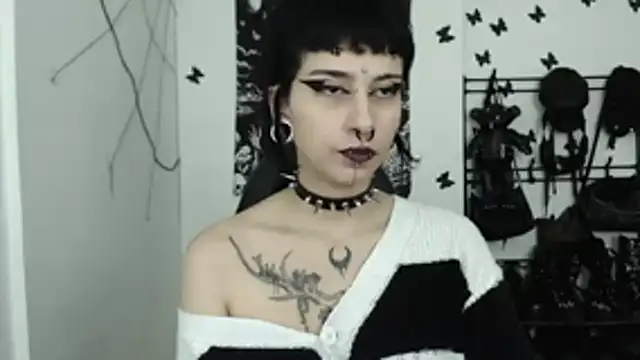 n0sferatus   online show from 11-19-25, 04:23