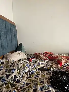 Snapshot of Tara__Sexy chatting on 03-11-25, 09:48 Tara Sexy online show from 03-11-25, 09:48