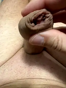 Snapshot of rambetto21 chatting on 11-04-25, 05:23 rambetto21 online show from 11-04-25, 05:23