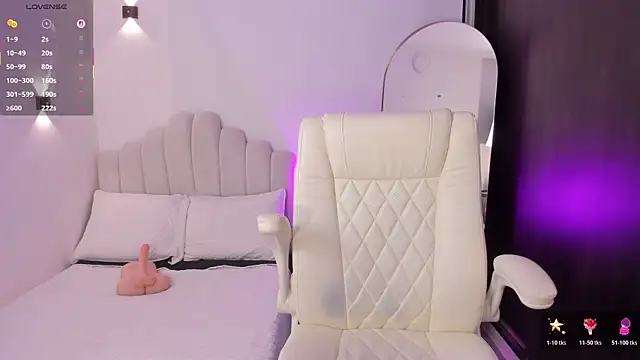 AmberLewis  online show from 05-31-26, 10:44
