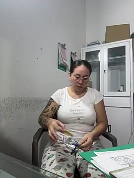 Snapshot of nurse_desi_sexlove chatting on 06-21-26, 02:36 nurse desi sexlove online show from 06-21-26, 02:36