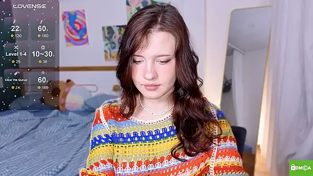 HanahCute online show from 10-23-25, 09:46