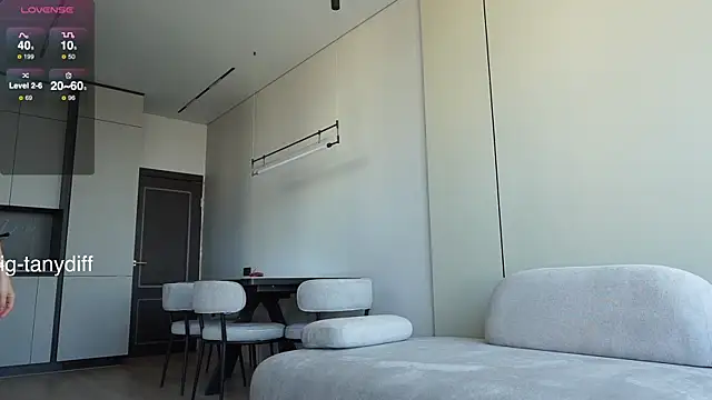 Snapshot of diffgirls2 chatting on 01-28-25, 09:08 diffgirls2 online show from 01-28-25, 09:08