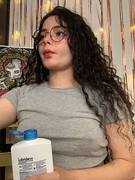 Snapshot of Antoniart_ chatting on 01-21-25, 03:37 Antoniart online show from 01-21-25, 03:37