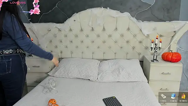 AmberGreyy  online show from 10-15-25, 05:35