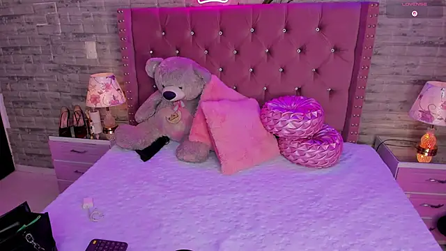 IsabellaBromsS online show from 02-27-25, 08:53