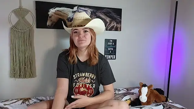 Snapshot of rodeobrii chatting on 12-30-24, 02:31 rodeobrii online show from 12-30-24, 02:31