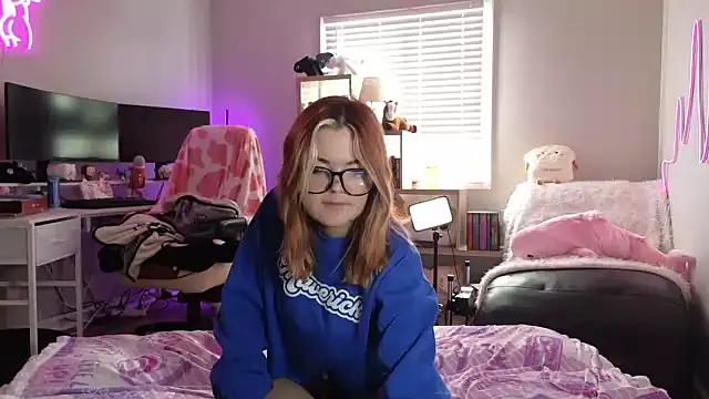 Snapshot of rodeobrii chatting on 01-13-25, 05:23 rodeobrii online show from 01-13-25, 05:23