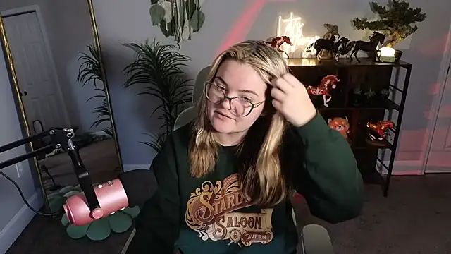 Snapshot of rodeobrii chatting on 11-05-25, 02:55 rodeobrii online show from 11-05-25, 02:55