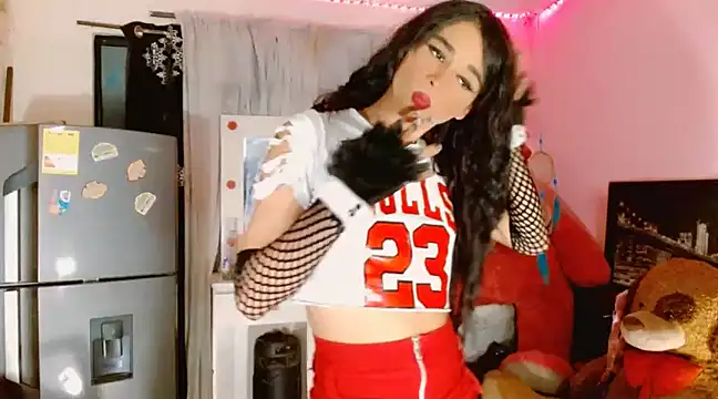 Snapshot of AngelicaDark chatting on 02-08-25, 04:57 AngelicaDark online show from 02-08-25, 04:57