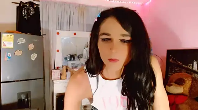 Snapshot of AngelicaDark chatting on 02-16-25, 06:32 AngelicaDark online show from 02-16-25, 06:32