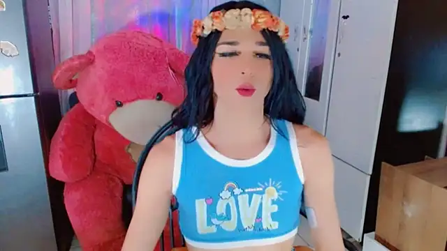 Snapshot of AngelicaDark chatting on 10-13-25, 09:04 AngelicaDark online show from 10-13-25, 09:04