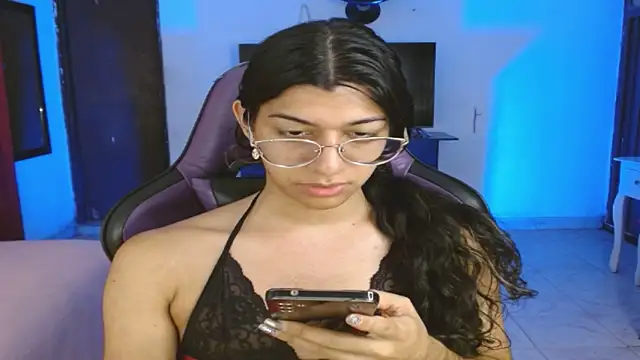 engielphoenis14 online show from 02-10-26, 12:59