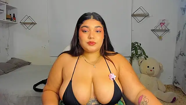 Snapshot of missjoyxx chatting on 12-06-24, 02:35 missjoyxx online show from 12-06-24, 02:35