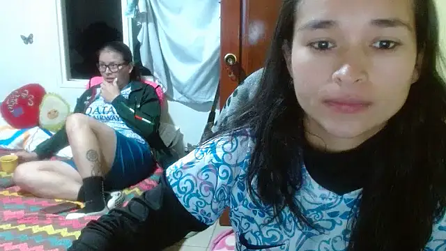 Snapshot of clayre_and_jill chatting on 10-13-25, 12:21 clayre and jill online show from 10-13-25, 12:21