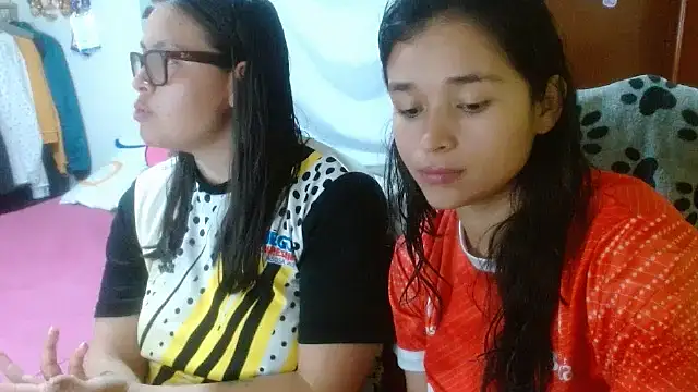 Snapshot of clayre_and_jill chatting on 10-14-25, 04:57 clayre and jill online show from 10-14-25, 04:57