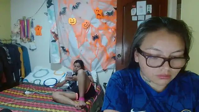 Snapshot of clayre_and_jill chatting on 10-28-25, 07:16 clayre and jill online show from 10-28-25, 07:16