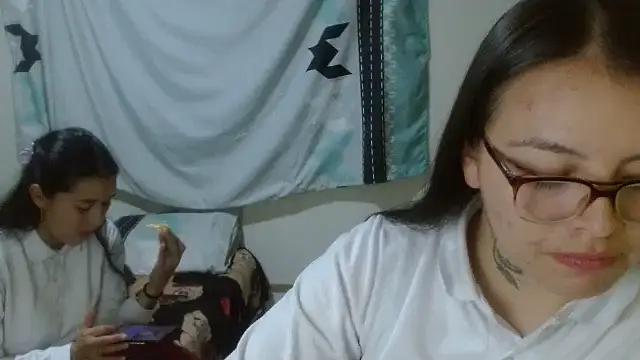 clayre and jill online show from 02-05-26, 03:22