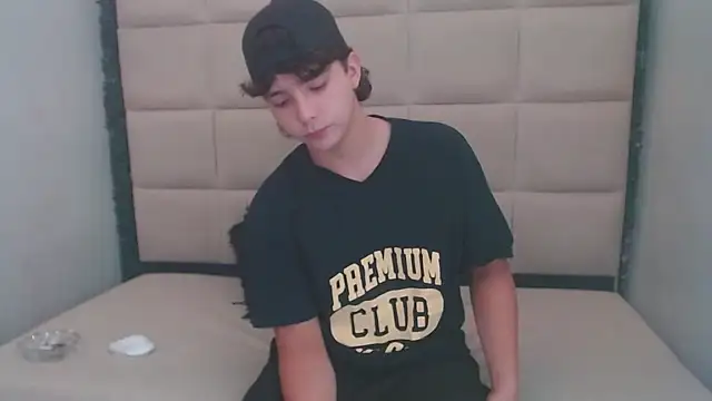 Dani cumboy online show from 03-15-25, 11:28