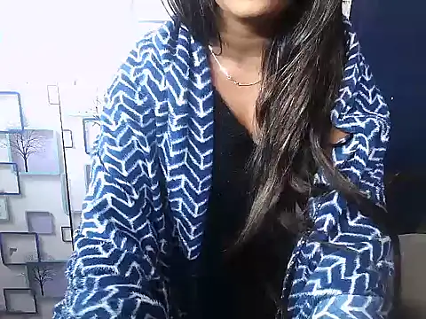Snapshot of Hot_Naina- chatting on 12-01-24, 08:31 Hot Naina- online show from 12-01-24, 08:31
