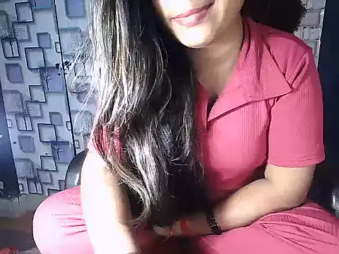 Snapshot of Hot_Naina- chatting on 12-21-24, 06:12 Hot Naina- online show from 12-21-24, 06:12
