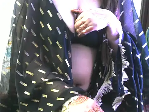 Snapshot of Hot_Naina- chatting on 10-11-25, 05:33 Hot Naina- online show from 10-11-25, 05:33