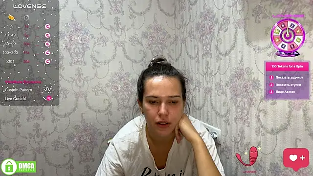 Snapshot of the_princese chatting on 09-25-25, 07:28 the princese online show from 09-25-25, 07:28